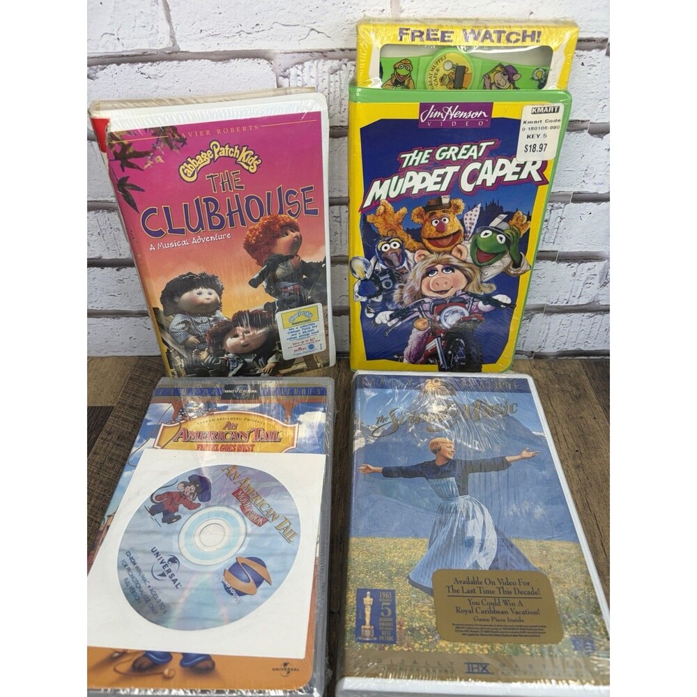 The Great Muppet Caper 1993 Jim Henson VHS Brand New Sealed w/ Collectible Watch